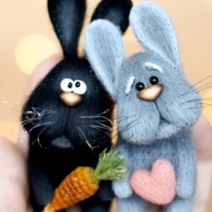 Зайка Брошка (gromsvet_amigurumi)